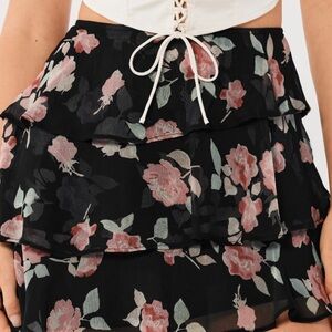 Social Tourist Floral Skirt